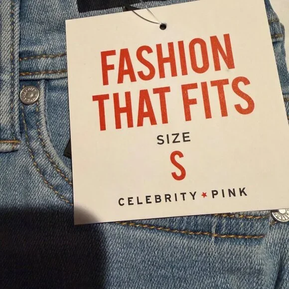 NWT Celebrity Pink Womens Denim Overall Shorts Button Front & Frayed Hem Size S - Picture 5 of 10